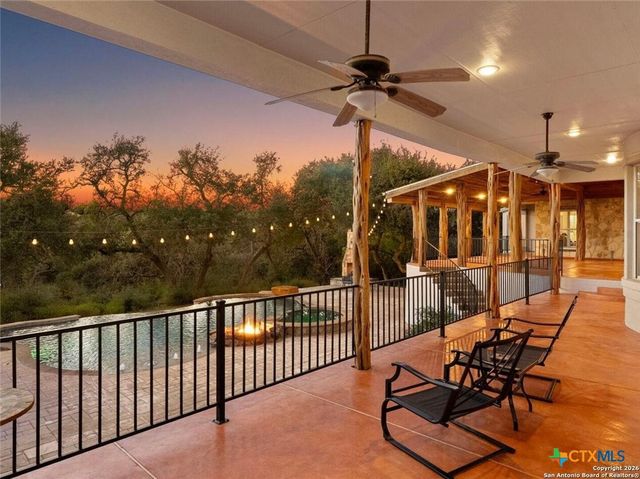 1041 Homestead Ridge, New Braunfels, TX 78132