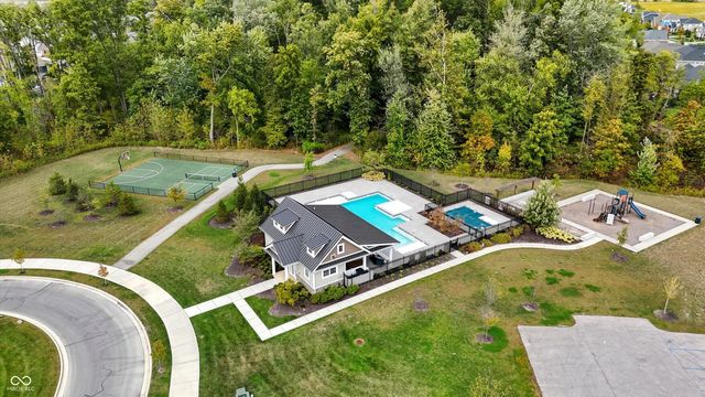 5130 Melbourne Place, Zionsville, IN 46077