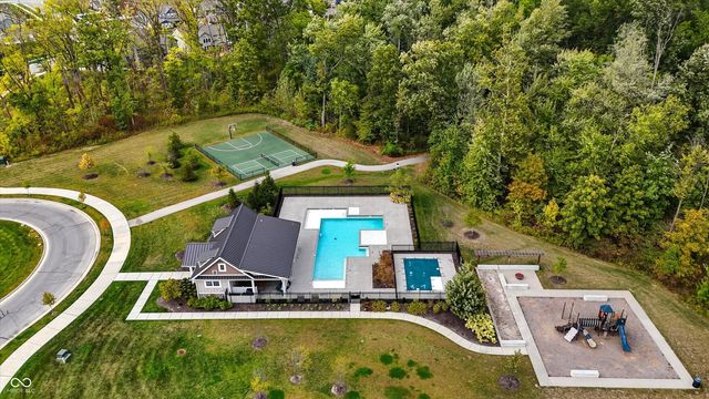 5130 Melbourne Place, Zionsville, IN 46077