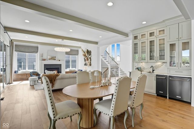 5130 Melbourne Place, Zionsville, IN 46077