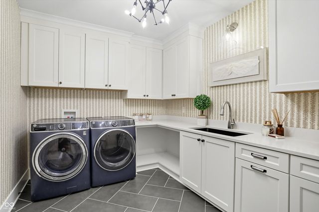 5130 Melbourne Place, Zionsville, IN 46077