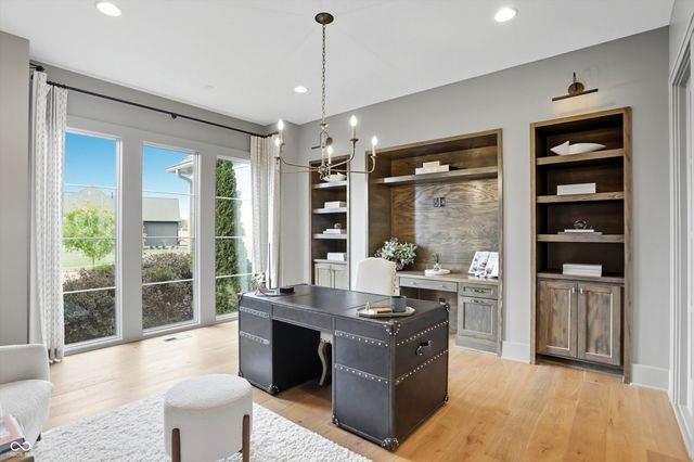 5130 Melbourne Place, Zionsville, IN 46077