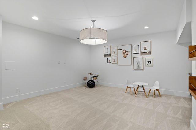 5130 Melbourne Place, Zionsville, IN 46077