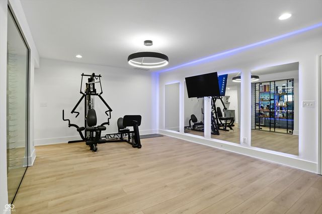 5130 Melbourne Place, Zionsville, IN 46077