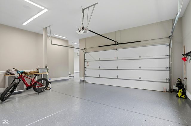 5130 Melbourne Place, Zionsville, IN 46077