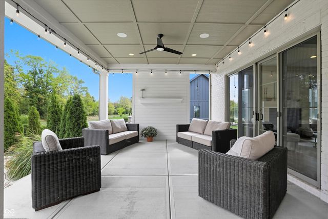 5130 Melbourne Place, Zionsville, IN 46077