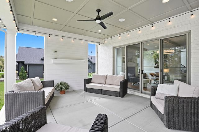 5130 Melbourne Place, Zionsville, IN 46077