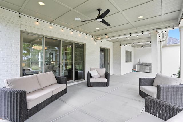 5130 Melbourne Place, Zionsville, IN 46077