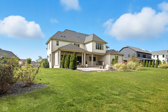 5130 Melbourne Place, Zionsville, IN 46077