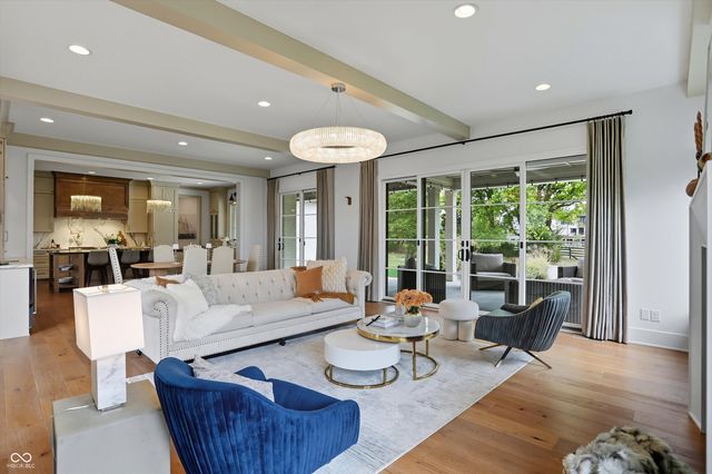 5130 Melbourne Place, Zionsville, IN 46077