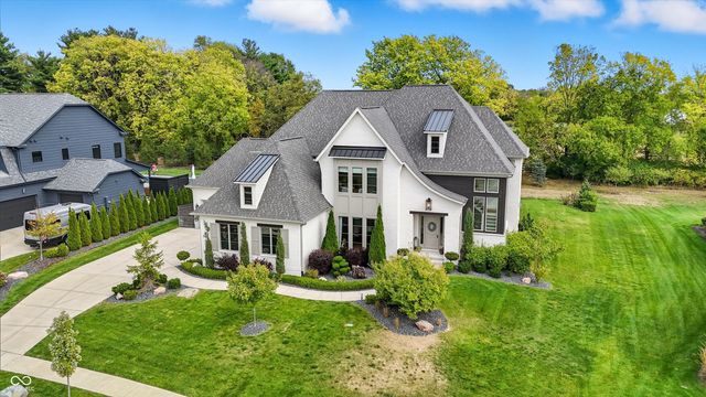 5130 Melbourne Place, Zionsville, IN 46077