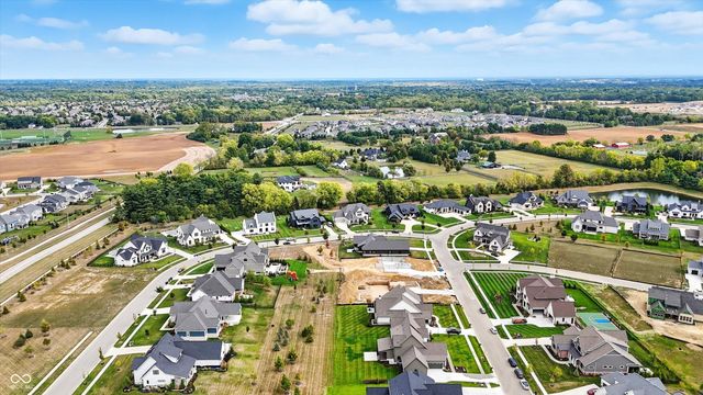 5130 Melbourne Place, Zionsville, IN 46077