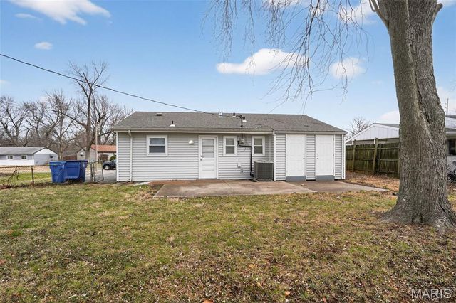 640 Central Parkway, St Louis, MO 63031