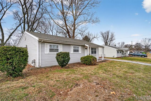 640 Central Parkway, St Louis, MO 63031