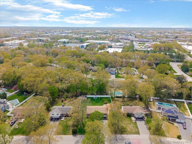 42 Sunflower Drive, Hauppauge, NY 11788