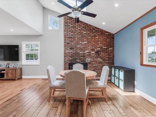 42 Sunflower Drive, Hauppauge, NY 11788