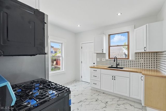 3428 W 90th Street, Cleveland, OH 44102