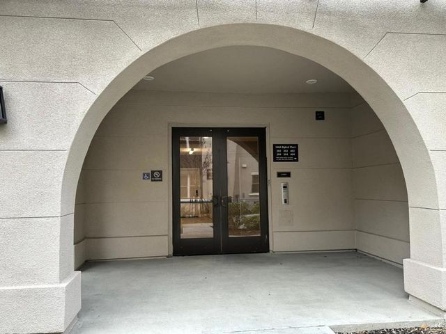 1068 Bigleaf Place 402, San Jose, CA 95131