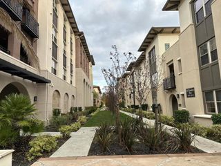 1068 Bigleaf Place 402, San Jose, CA 95131