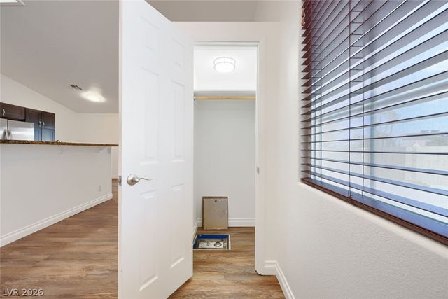 1548 Champagne Circle, Las Vegas, NV 89119