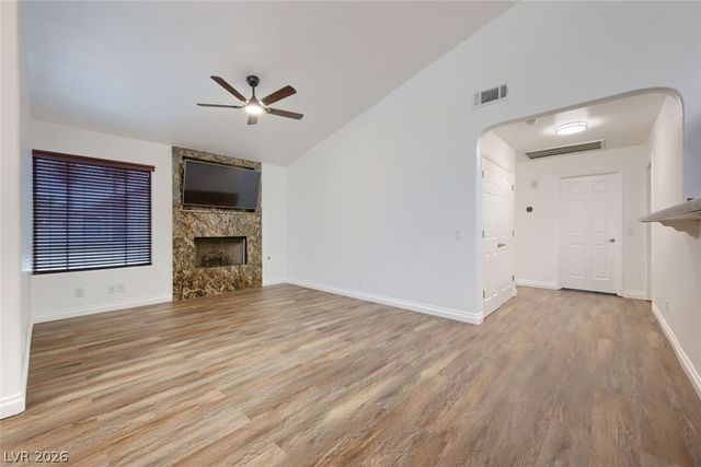 1548 Champagne Circle, Las Vegas, NV 89119