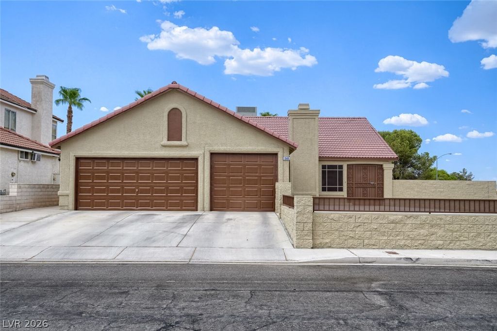 1548 Champagne Circle, Las Vegas, NV 89119