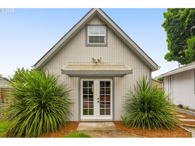326 Ne 34TH Pl, Hillsboro, OR 97124