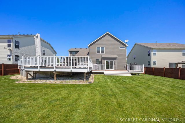 147 Linden Drive, Oswego, IL 60543