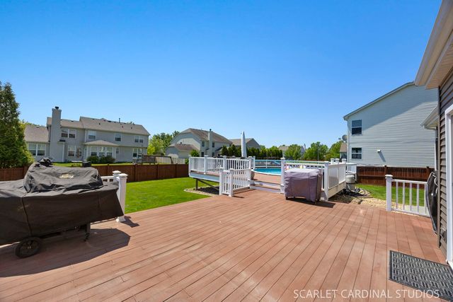 147 Linden Drive, Oswego, IL 60543