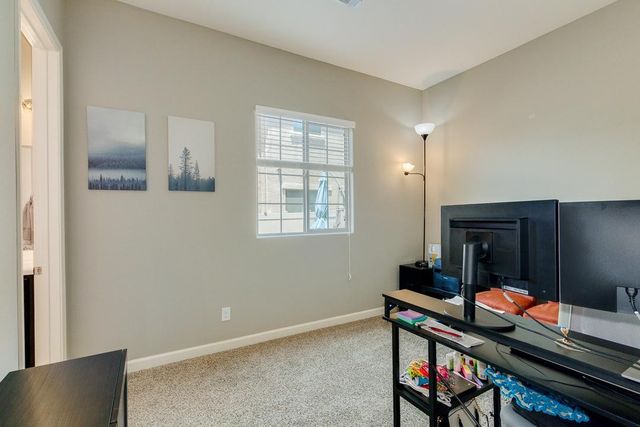 1367 S Country Club Drive Unit 1069, Mesa, AZ 85210