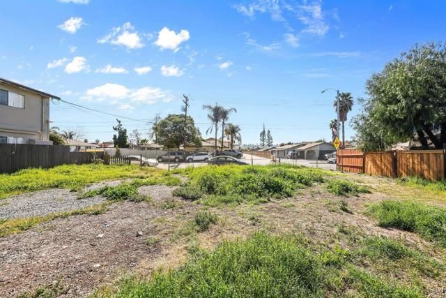 1424 Oakdale Ave, El Cajon, CA 92021