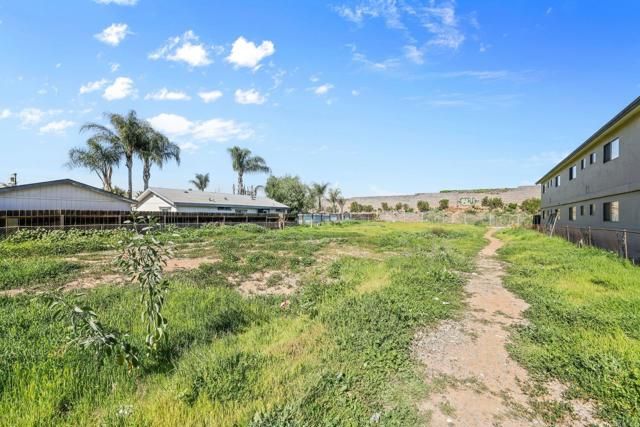 1424 Oakdale Ave, El Cajon, CA 92021