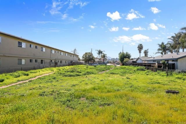 1424 Oakdale Ave, El Cajon, CA 92021