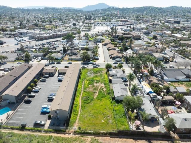 1424 Oakdale Ave, El Cajon, CA 92021