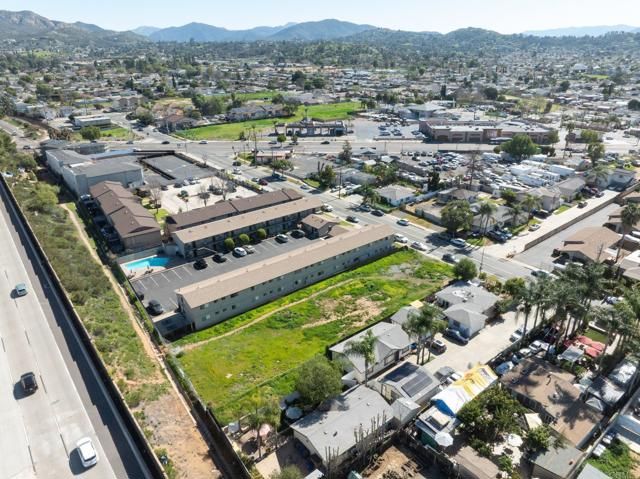 1424 Oakdale Ave, El Cajon, CA 92021