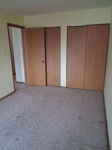8805 44th Place, Brookfield, IL 60513