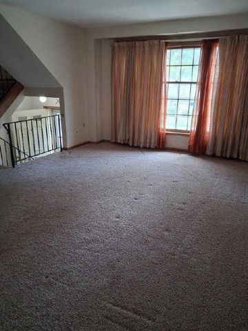 8805 44th Place, Brookfield, IL 60513