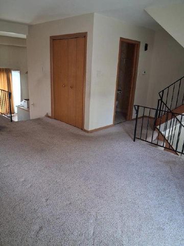 8805 44th Place, Brookfield, IL 60513