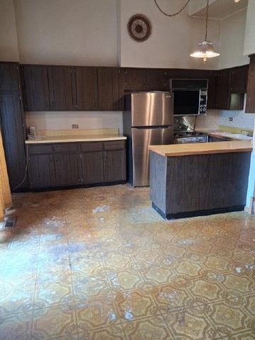 8805 44th Place, Brookfield, IL 60513