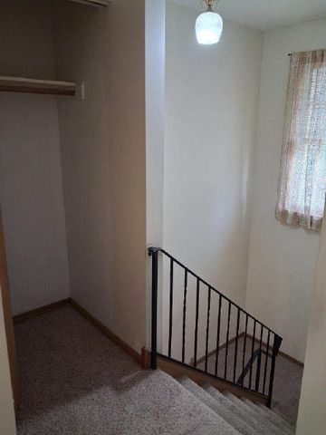 8805 44th Place, Brookfield, IL 60513
