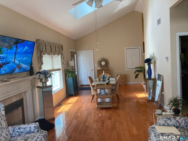 4 Park Avenue 1, Wolcott, CT 06716