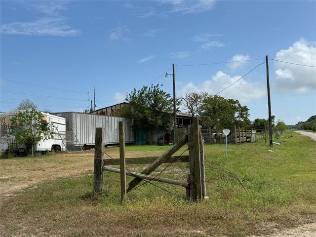 702 N Orchid N, Texas City, TX 77591