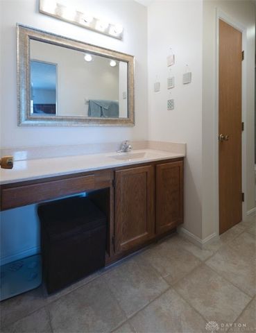 2672 Orchard Run Road, West Carrollton, OH 45449