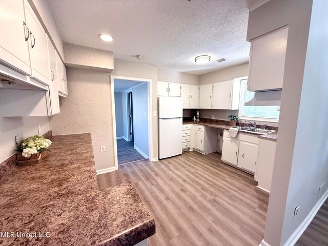 7146 W Carrolton Drive, Southaven, MS 38671