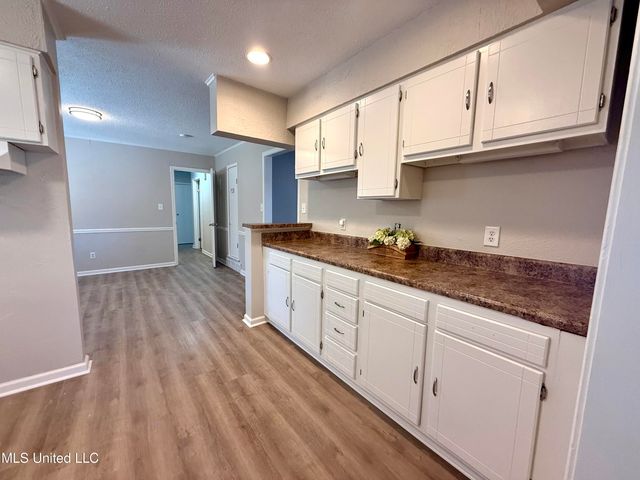 7146 W Carrolton Drive, Southaven, MS 38671