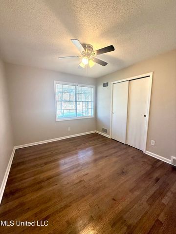 7146 W Carrolton Drive, Southaven, MS 38671