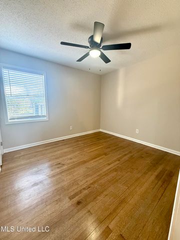 7146 W Carrolton Drive, Southaven, MS 38671