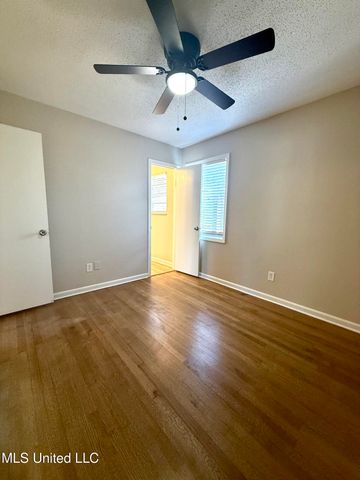 7146 W Carrolton Drive, Southaven, MS 38671