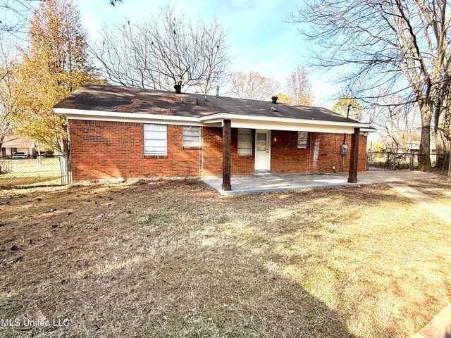 7146 W Carrolton Drive, Southaven, MS 38671