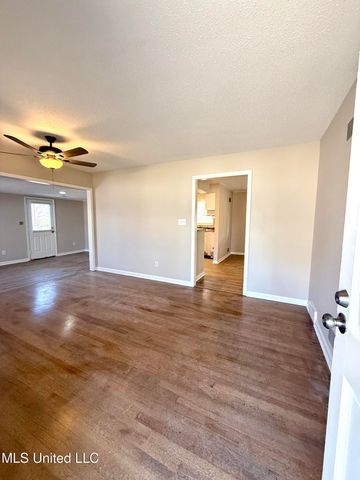 7146 W Carrolton Drive, Southaven, MS 38671